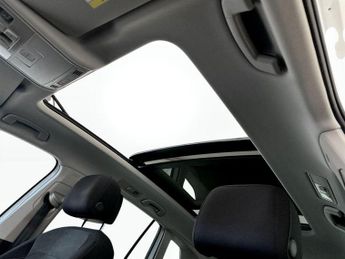 Volkswagen Tiguan 2.0 TDI SEL DSG Euro 6 (s/s) 5dr