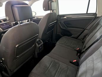 Volkswagen Tiguan 2.0 TDI SEL DSG Euro 6 (s/s) 5dr
