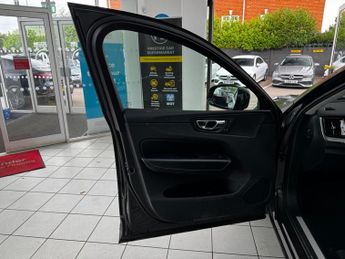 Volvo XC60 2.0 T5 Inscription Auto AWD Euro 6 (s/s) 5dr