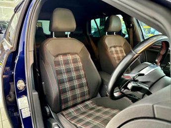 Volkswagen Golf 2.0 TSI GTI Performance DSG Euro 6 (s/s) 5dr