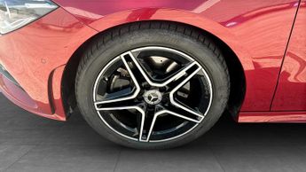 Mercedes-Benz Cla 200 Amg Line Executive A