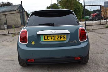 MINI Electric Hatch Cooper SE 32.6kWh Multitone Edition Auto 3dr
