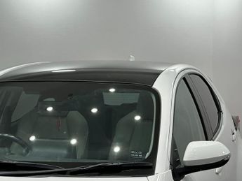 Toyota Yaris 1.5 VVT-h Excel E-CVT Euro 6 (s/s) 5dr