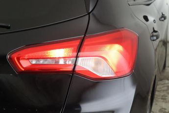 Ford Focus 1.0T EcoBoost ST-Line Euro 6 (s/s) 5dr