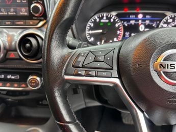 Nissan Juke 1.0 DIG-T N-Connecta DCT Auto Euro 6 (s/s) 5dr