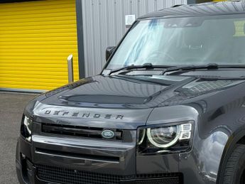 Land Rover Defender 90 3.0 D250 MHEV SE Auto 4WD Euro 6 (s/s) 3dr