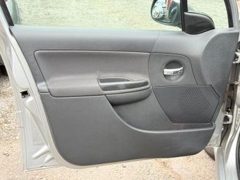 Citroen C3 1.6i 16V Exclusive SensoDrive 5dr