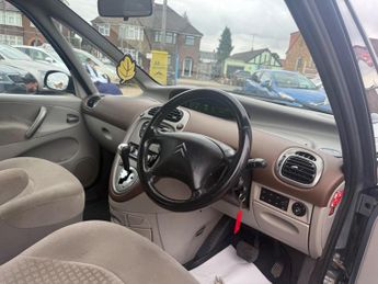 Citroen Xsara Picasso 2.0i 16V Exclusive 5dr