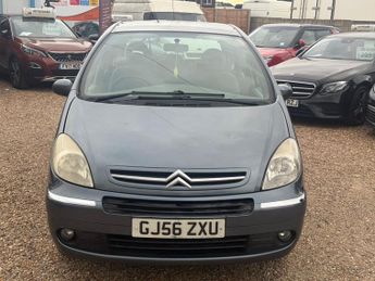 Citroen Xsara Picasso 2.0i 16V Exclusive 5dr