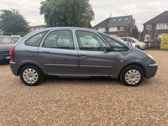Citroen Xsara Picasso 2.0i 16V Exclusive 5dr