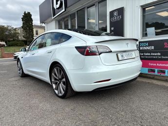 Tesla Model 3 (Dual Motor) Performance Auto 4WDE 4dr (Performance Upgrade)