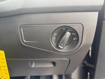Volkswagen Tiguan 2.0 TDI SE Navigation DSG Euro 6 (s/s) 5dr