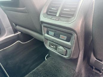 Volkswagen Tiguan 2.0 TDI SE Navigation DSG Euro 6 (s/s) 5dr