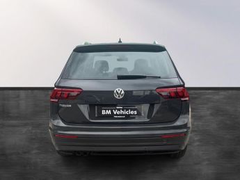 Volkswagen Tiguan 2.0 TDI SE Navigation DSG Euro 6 (s/s) 5dr