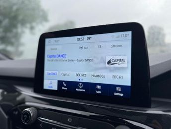 Ford Kuga 2.5h Duratec Graphite Tech Edition CVT Euro 6 (s/s) 5dr
