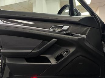 Porsche Panamera 4.8T V8 Turbo PDK 4WD Euro 5 (s/s) 5dr