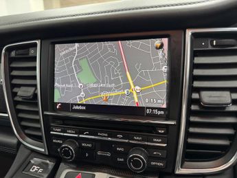Porsche Panamera 4.8T V8 Turbo PDK 4WD Euro 5 (s/s) 5dr
