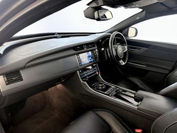 Jaguar XF 2.0d R-Sport Sportbrake Auto Euro 6 (s/s) 5dr