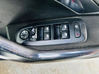 Peugeot 2008 1.6 e-HDi Allure EGC Euro 5 (s/s) 5dr