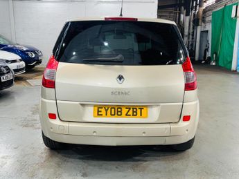 Renault Scenic 2.0 dCi FAP Dynamique S 5dr