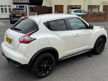 Nissan Juke 1.6 Tekna XTRON Euro 6 5dr