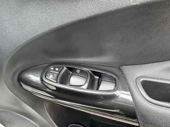 Nissan Juke 1.6 Tekna XTRON Euro 6 5dr