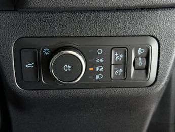 Ford Kuga 2.5h Duratec ST-Line X CVT AWD Euro 6 (s/s) 5dr