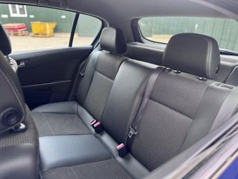 Vauxhall Astra 1.8i 16v Design 5dr