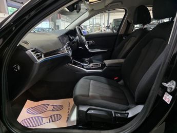 BMW 3 Series 2.0 330e 12kWh SE Pro Touring Auto Euro 6 (s/s) 5dr