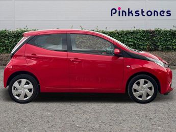 Toyota AYGO 1.0 VVT-i x-play x-shift Euro 6 5dr