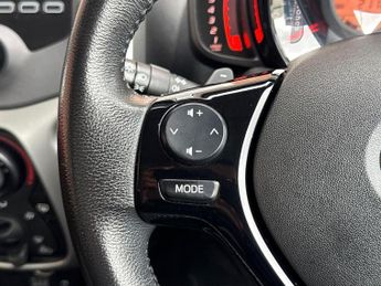 Toyota AYGO 1.0 VVT-i x-play x-shift Euro 6 5dr