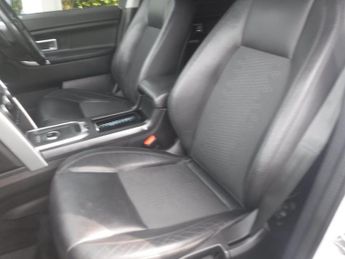 Land Rover Discovery Sport 2.0 TD4 SE Auto 4WD Euro 6 (s/s) 5dr