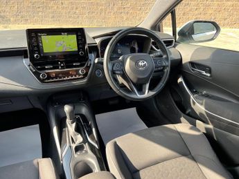 Toyota Corolla 1.8 VVT-h Icon Tech Touring Sports CVT Euro 6 (s/s) 5dr