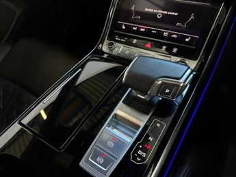 Audi A8 3.0 TDI V6 50 Vorsprung Tiptronic quattro Euro 6 (s/s) 4dr (LWB)