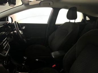 Ford Puma 1.0T EcoBoost MHEV Titanium Euro 6 (s/s) 5dr