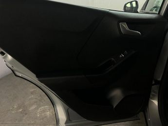 Ford Puma 1.0T EcoBoost MHEV Titanium Euro 6 (s/s) 5dr
