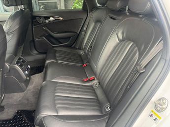 AUDI A6 AVANT 2.0 TDI ultra Black Edition Estate 5dr Diesel S Tronic Euro 6 (s