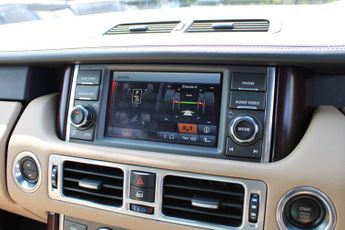 Land Rover Range Rover 4.4 TD V8 Vogue Auto 4WD Euro 5 5dr