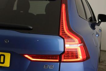 Volvo XC60 2.0 B5 MHEV R-Design Auto Euro 6 (s/s) 5dr