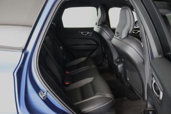 Volvo XC60 2.0 B5 MHEV R-Design Auto Euro 6 (s/s) 5dr