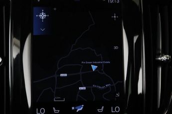 Volvo XC60 2.0 B5 MHEV R-Design Auto Euro 6 (s/s) 5dr