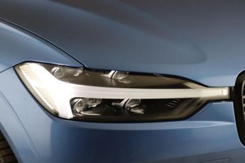 Volvo XC60 2.0 B5 MHEV R-Design Auto Euro 6 (s/s) 5dr