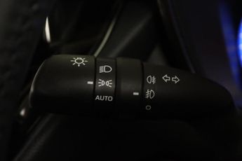 Toyota Corolla 1.8 VVT-h Design CVT Euro 6 (s/s) 5dr