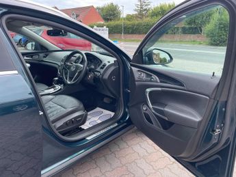 Vauxhall Insignia 2.0 CDTi Elite Nav Sports Tourer Auto Euro 5 5dr