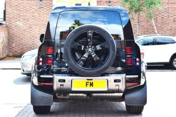 Land Rover Defender 90 3.0 D250 MHEV X-Dynamic S Auto 4WD Euro 6 (s/s) 3dr
