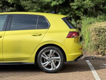 Volkswagen Golf 1.5 eTSI MHEV R-Line DSG Euro 6 (s/s) 5dr
