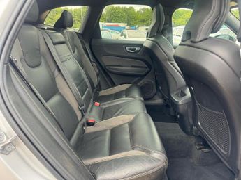 Volvo XC60 2.0 D4 R-Design Auto Euro 6 (s/s) 5dr