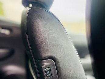 Nissan Leaf 24kWh Tekna Auto 5dr