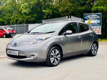 Nissan Leaf 24kWh Tekna Auto 5dr