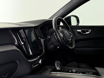 Volvo XC60 2.0 B5 MHEV R-Design Pro Auto AWD Euro 6 (s/s) 5dr